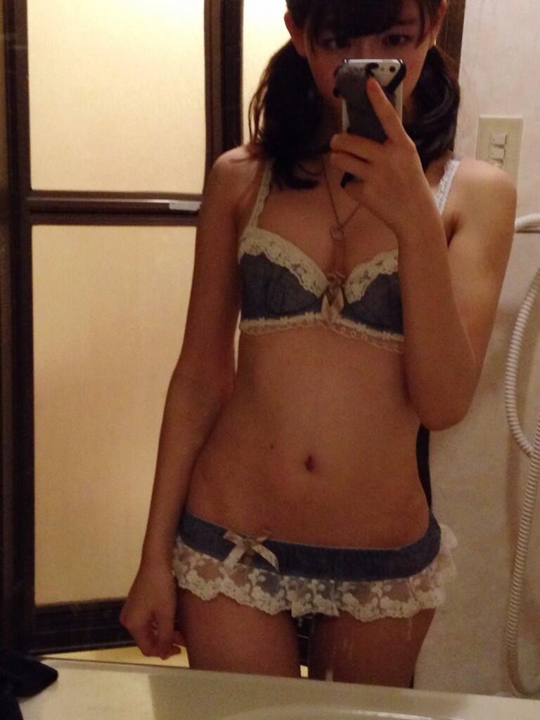 パイパン貧乳ロリッタちゃんの巣窟 学校で一番可愛い思春期